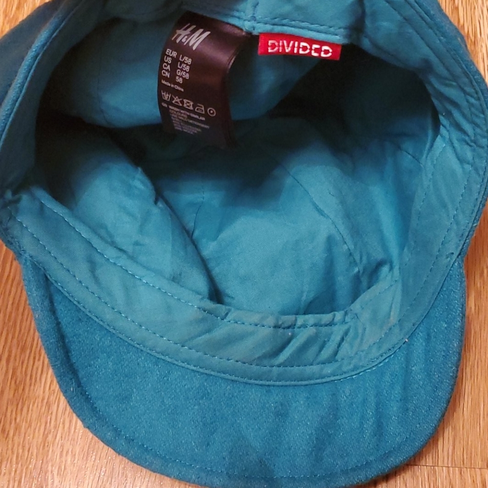 Hat - Picture 3 of 3